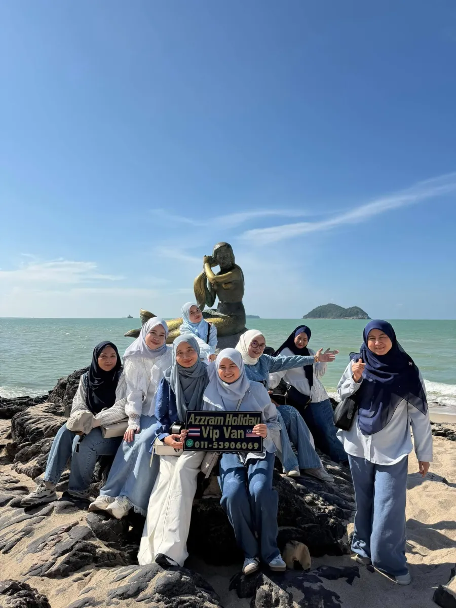 Destinasi percutian Azzram Holidays